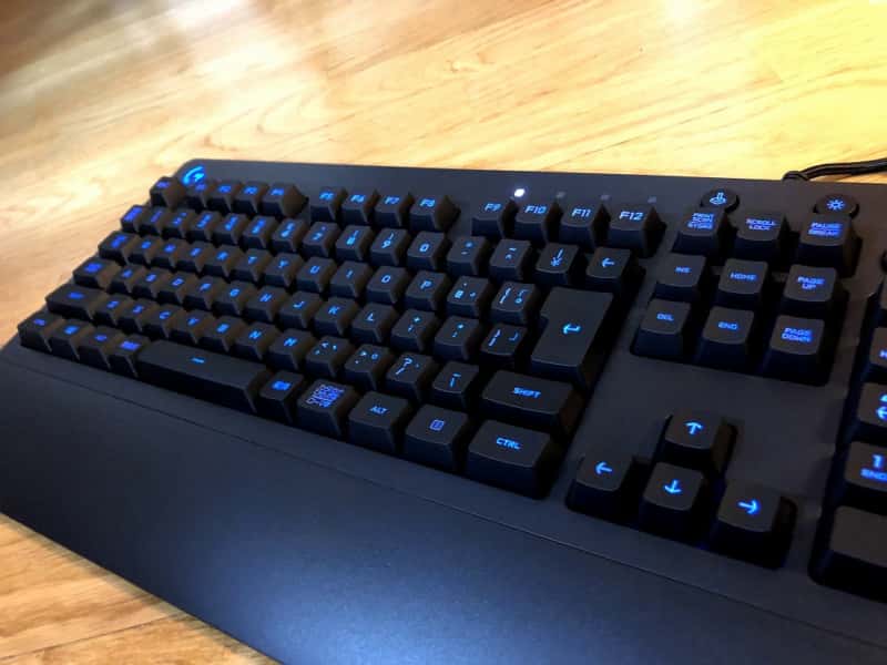 自作ゲーミングPC、キーボードG213、マウスG703、外付けSSDセット