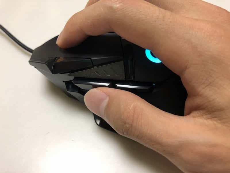 G502 HERO サイドボタン