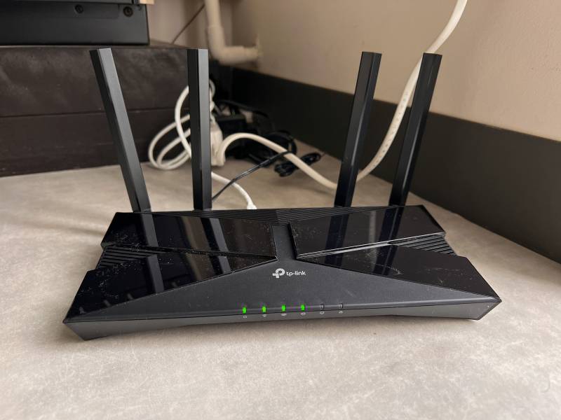 TP-Link Archer AX23のLED点灯を待機