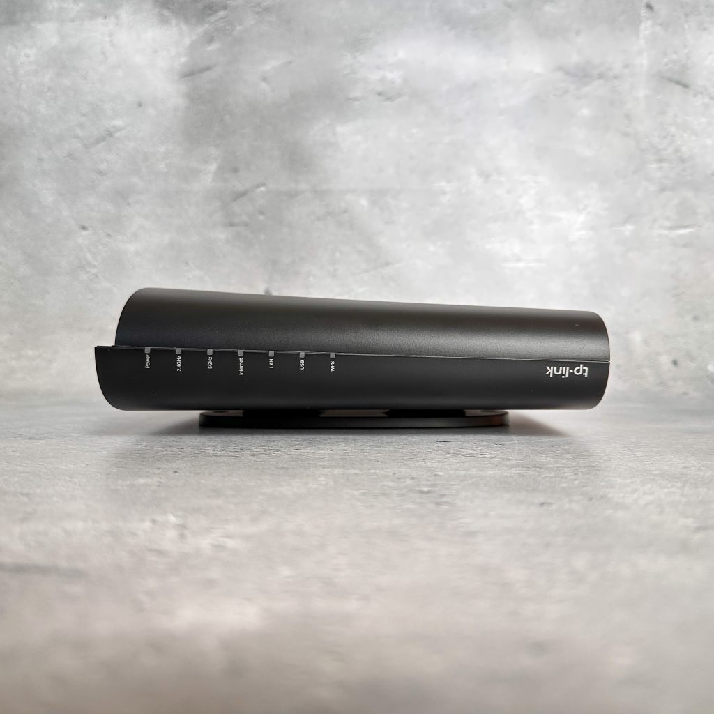 横置き型のTP-Link Archer AX80