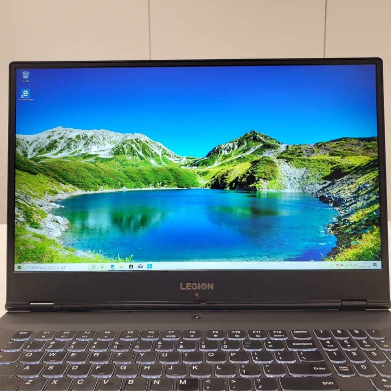 Legion Y540(17)のディスプレイはナローベゼル