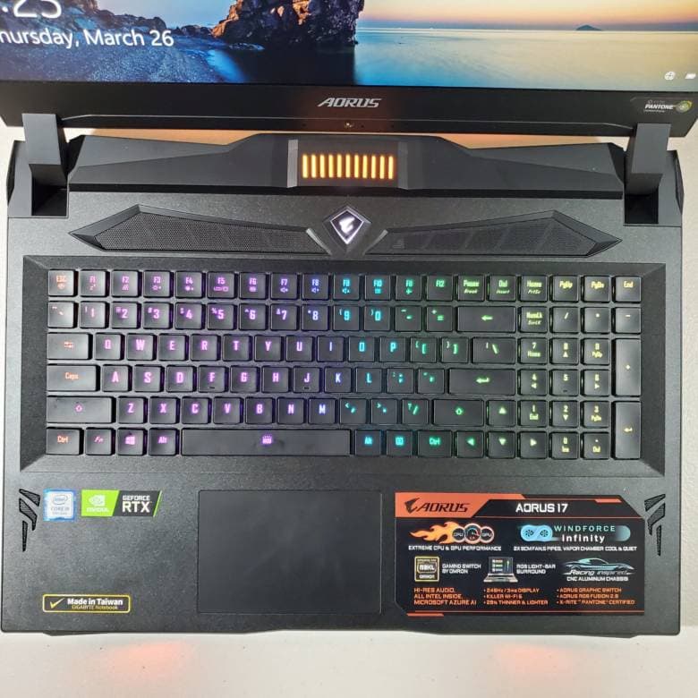 AORUS 17のキーボード