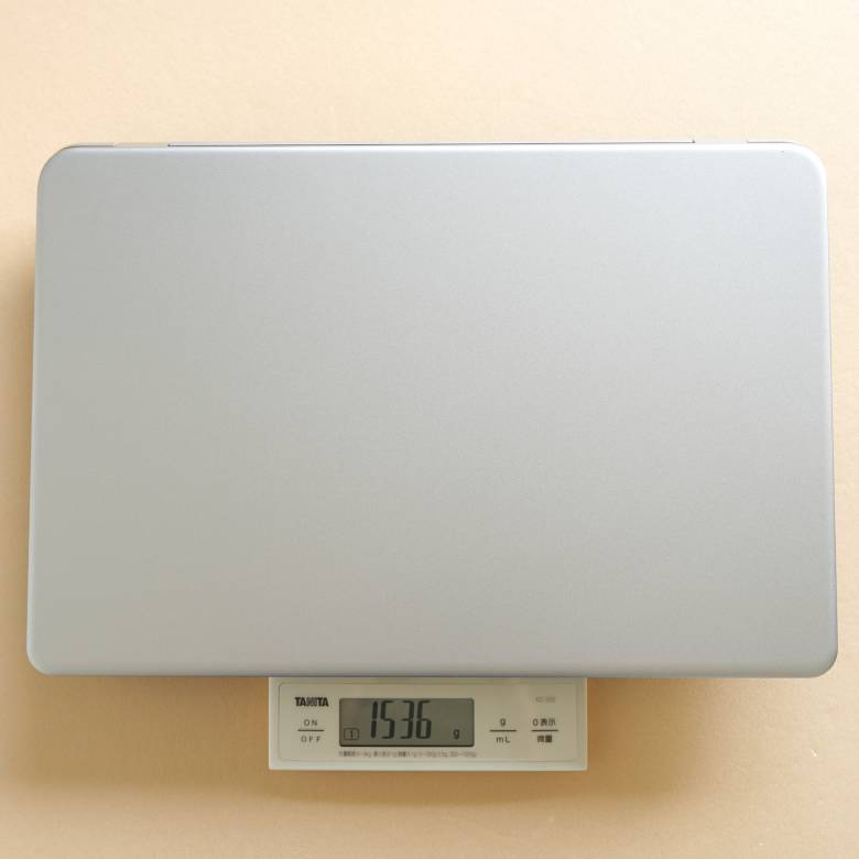 ドスパラDX-C5の重量は約1.53kg