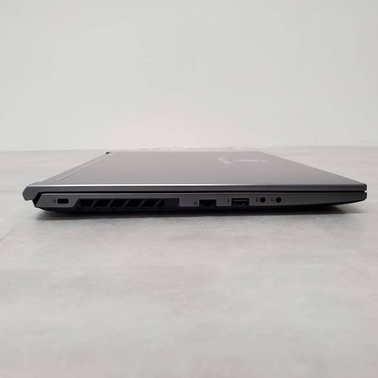 GALLERIA RL5R-G50Tの左側面インターフェース