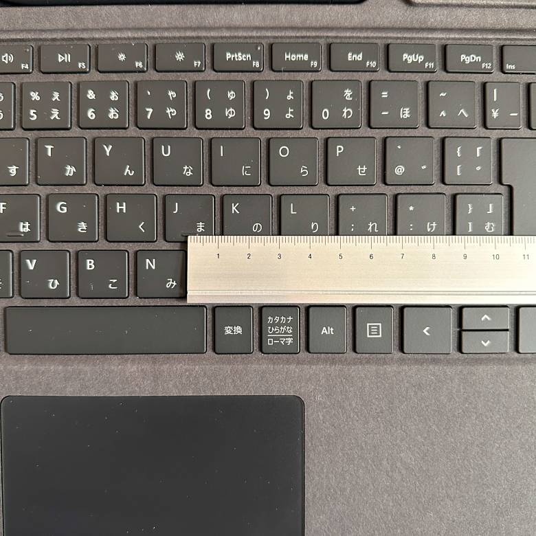 Surface Pro 9のキーピッチ