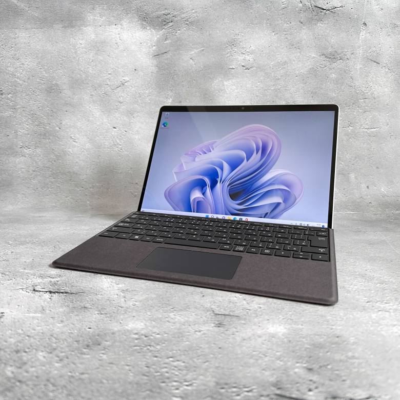 Surface Pro 9は13インチの2in1・タブレットノートPC