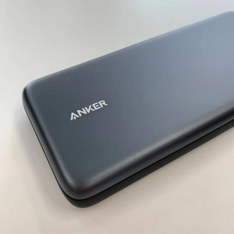 バッテリー/充電器 Anker PowerCore+ 19000 PD Anker PowerCore+ 19000 PD |モバイルバッテリー・充電器の製品