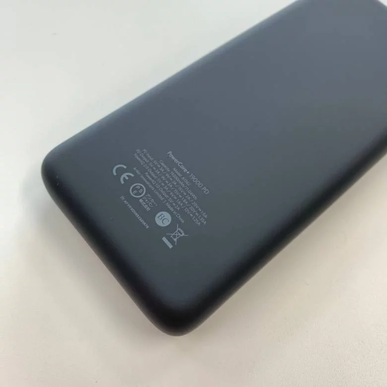 Anker PowerCore+ 19000 PDレビュー】ハブ機能付きのPD対応超大容量