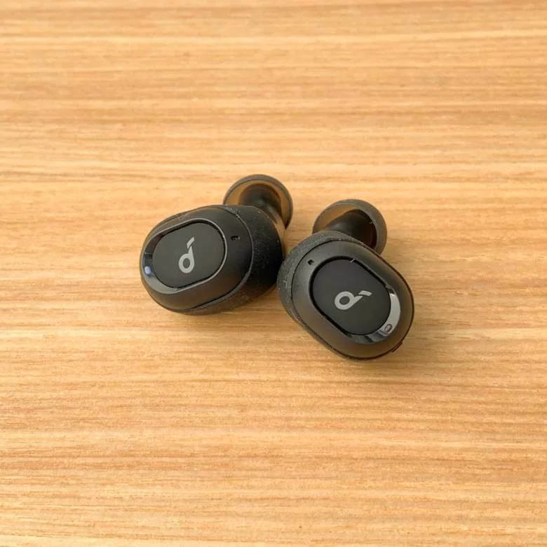 Soundcore Liberty Neoは完全防水仕様（IPX5）の完全ワイヤレスイヤホン