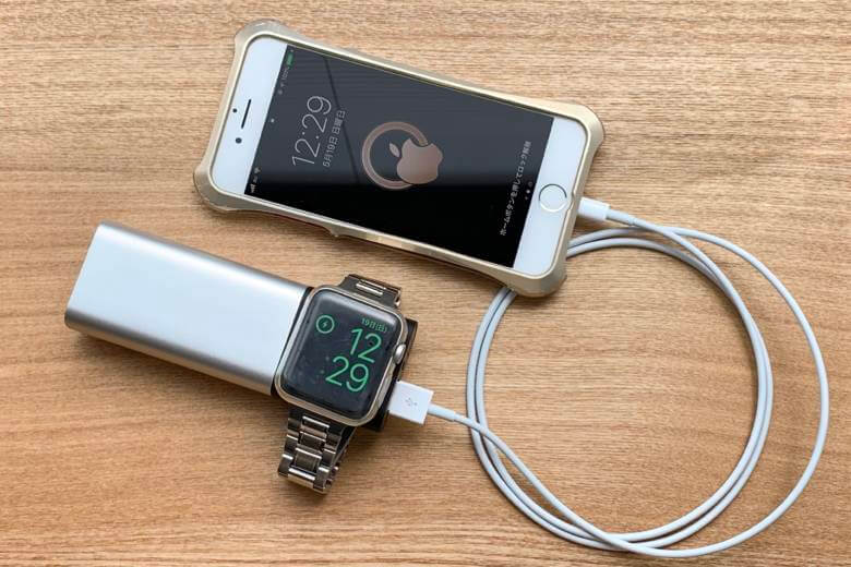 belkin Valet Charger Power PackはApple Watchとスマホの同時充電が可能