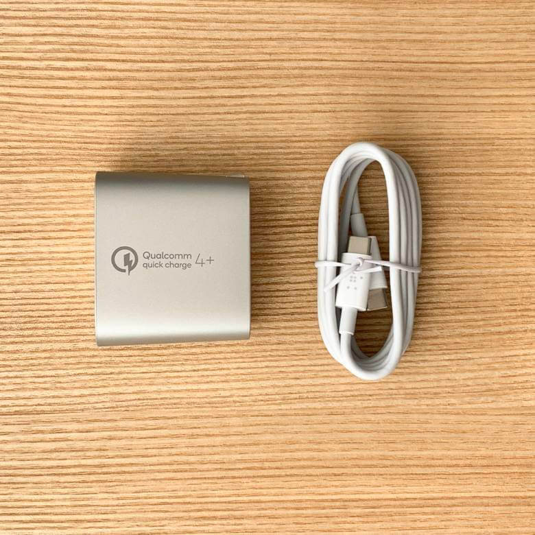 Belkin Boost Charge USB充電器 Quick Charge 4+の付属品