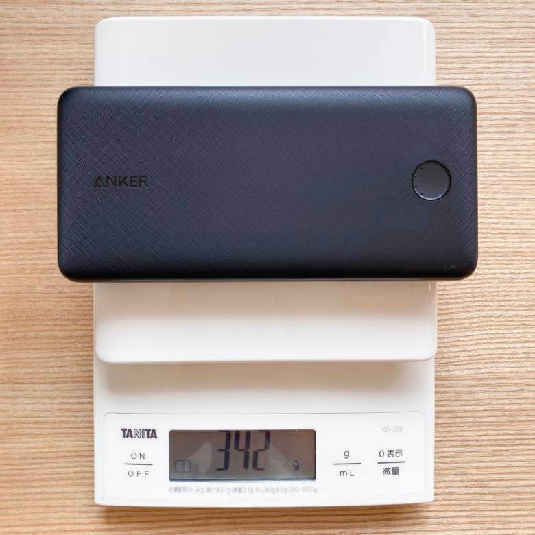Anker PowerCore Essential 20000 PD 20Wの重量は約342g
