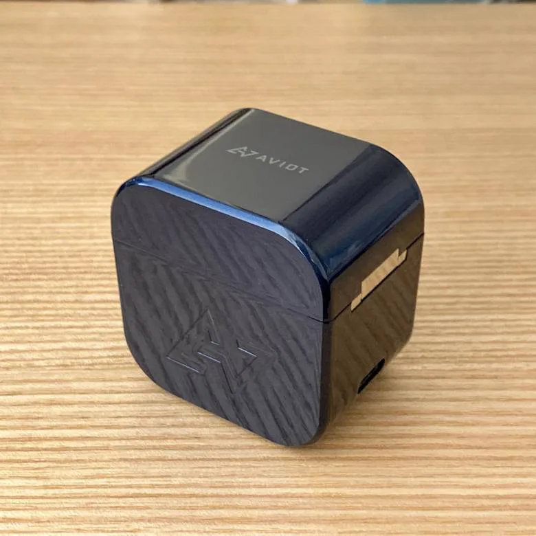 AVIOT TE-D01gvレビュー】最長クラスバッテリーとaptX Adaptive対応の