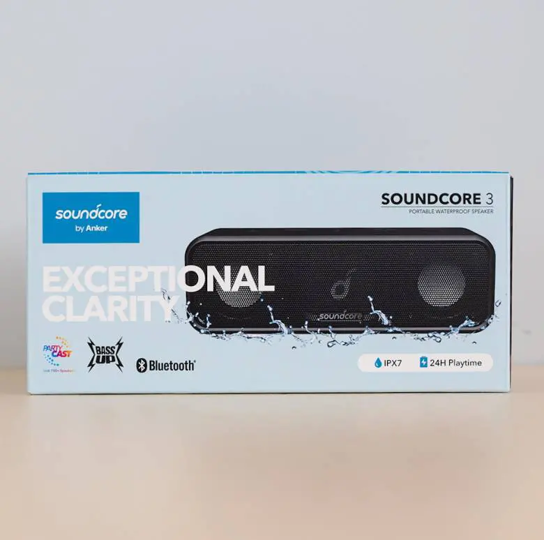 Anker Soundcore 3レビュー】最大24時間の連続再生！コンパクト