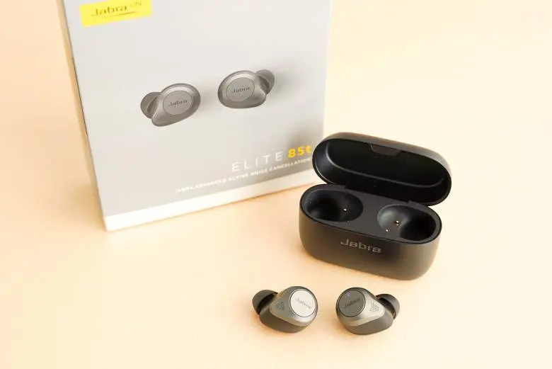 Jabra Elite 85tレビュー】音質・ノイキャンどちらも進化したハイクオリティな完全ワイヤレスイヤホン | マクリン