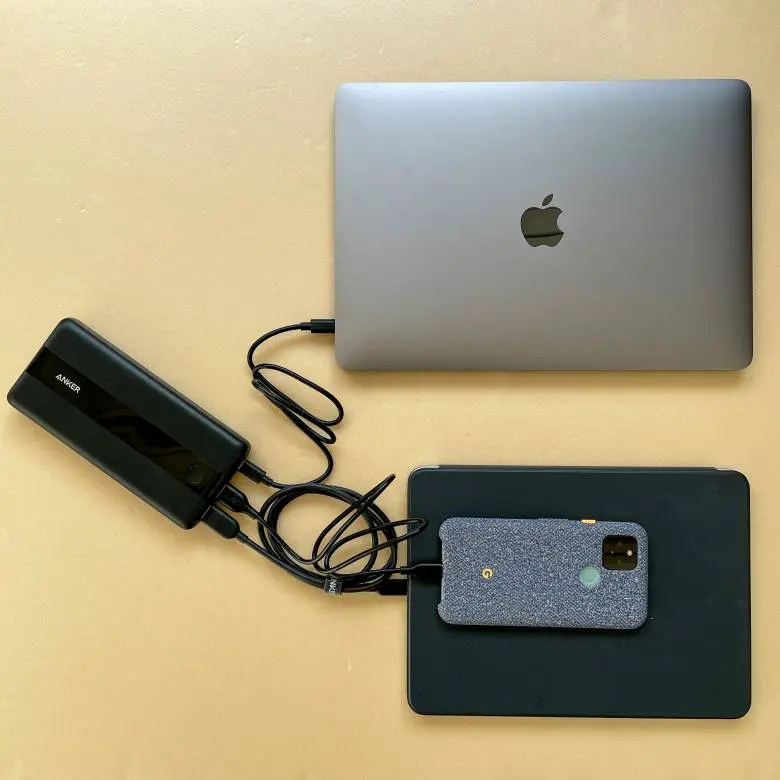 Anker PowerCore III 19200 60Wレビュー】60Wの入出力ポートを