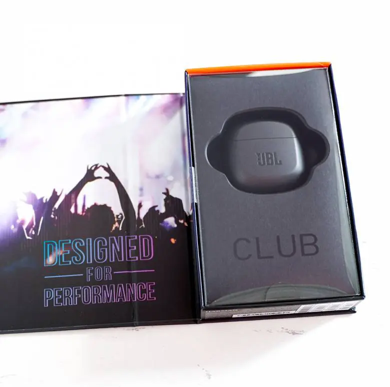 JBL CLUB PRO+ TWSレビュー】迫力サウンドに初のノイキャン搭載 JBL CLUB PRO+ TWSレビュー】迫力サウンドに初のノイキャン搭載