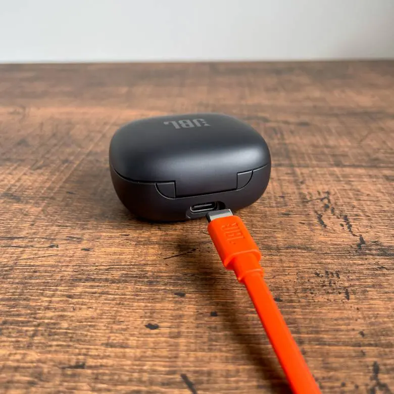 JBL LIVE PRO+ TWSレビュー】ダイナミックな低音を楽しめるANC搭載の