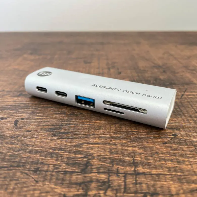 TUNEWEAR ALMIGHTY DOCK nano1レビュー】コンパクトボディの5-in