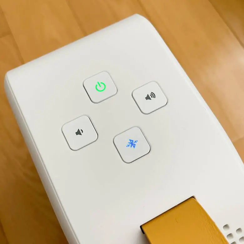 BenQ GV30をレビュー！独創的なスライド機構で135度角度調整できる