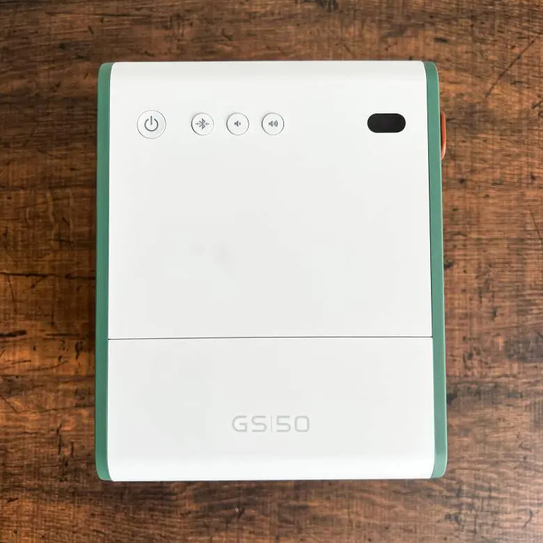 BenQ GS50をレビュー！アウトドアライクなデザインで防滴仕様のAndroid