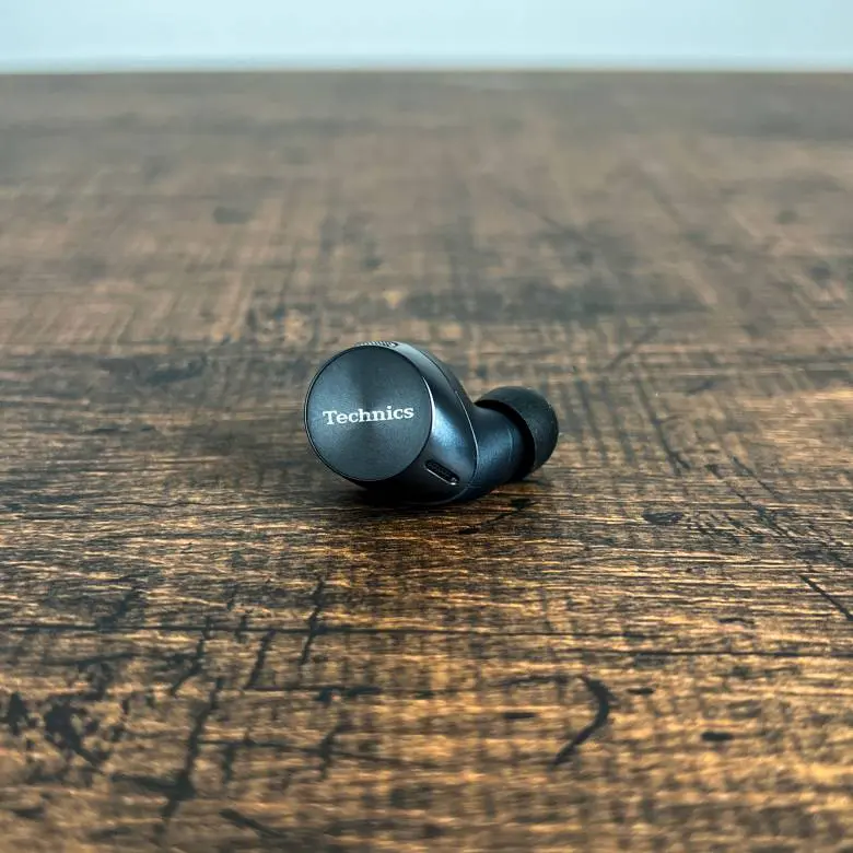 Technics EAH-AZ60をレビュー！高いANC性能と臨場感あふれるクリア