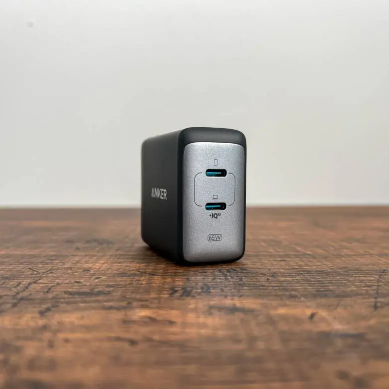 Anker PowerPort III 2-Port 65Wをレビュー！14インチMacBook Proにも