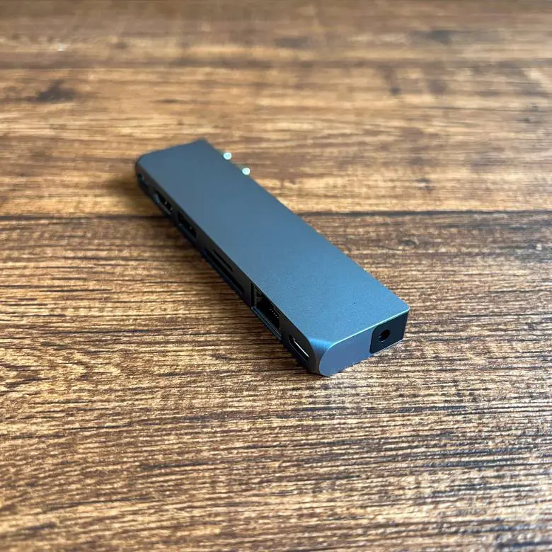 Satechi USB-C Proハブ Max 8in2をレビュー！MagSafeポートを塞がない
