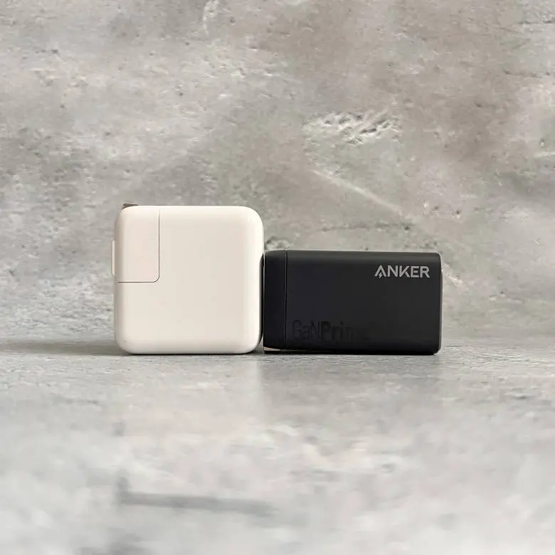 Anker 735 Charger (GaNPrime 65W)をレビュー！出力自動振り分けに対応
