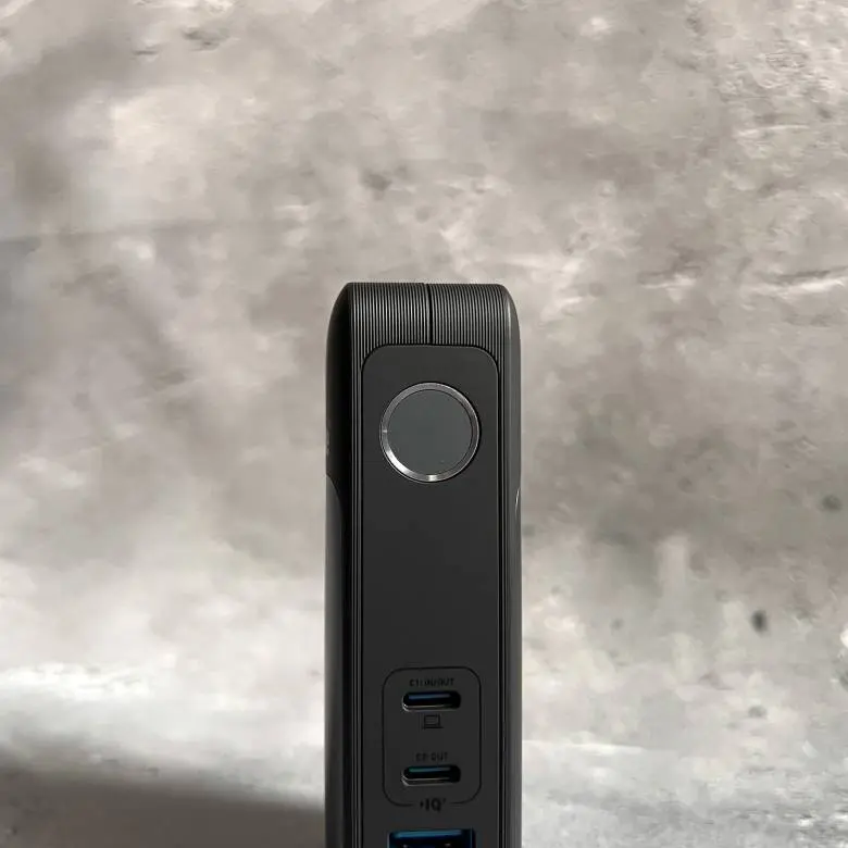Anker 733 Power Bank (GaNPrime PowerCore 65W)をレビュー