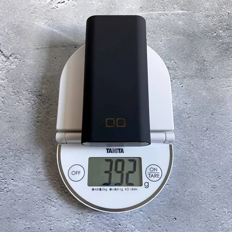 CIO SMARTCOBY TRIO 65Wの重量は約392g