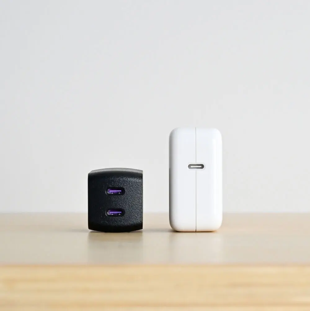 Apple iPhone15Pro パープル本体＋充電器＋Apple純正イヤホン Apple