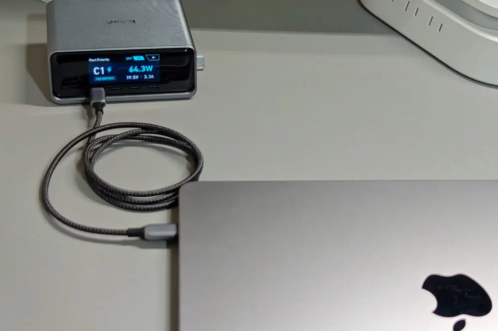Anker Prime Charger (250W, 6 Ports, GaN)をレビュー！現時点で最強の