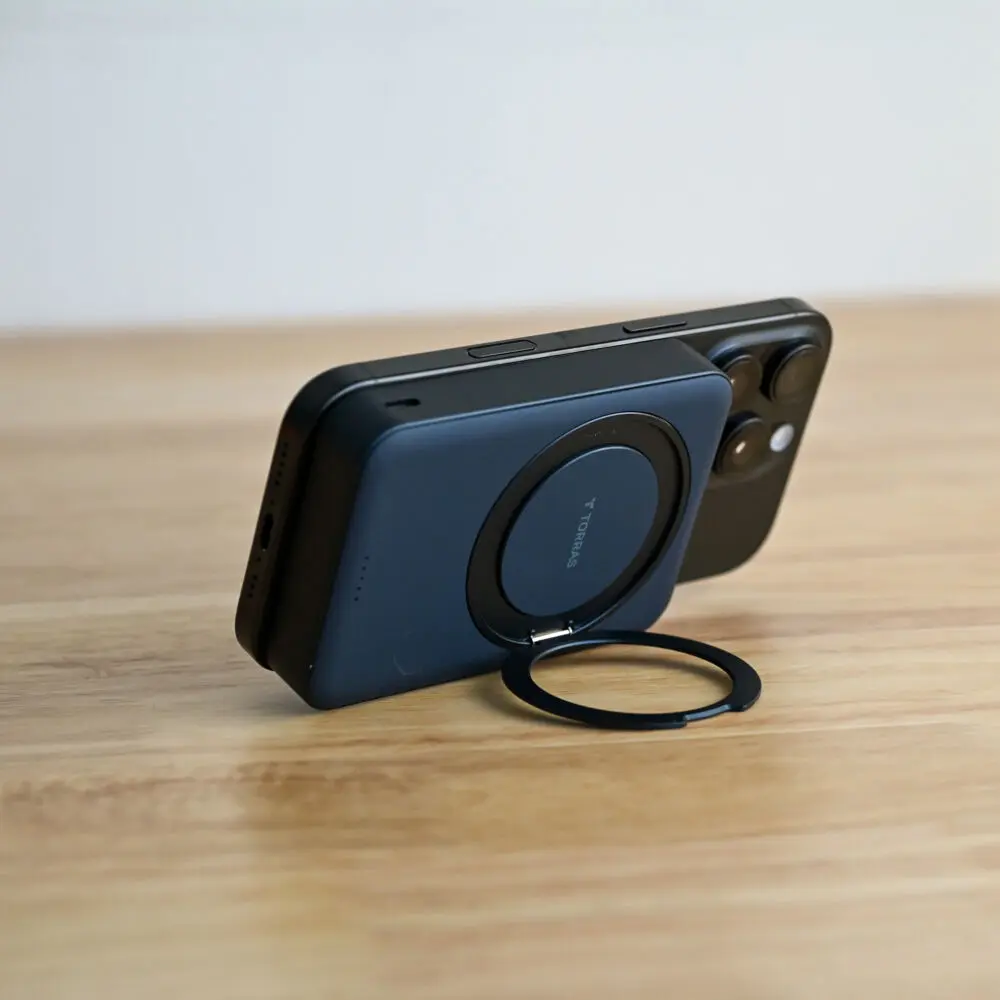 スマホアクセサリー TORRAS Ostand S Power Bank 10000mAh スマホアクセサリー TORRAS Ostand S Power Bank 10000mAh