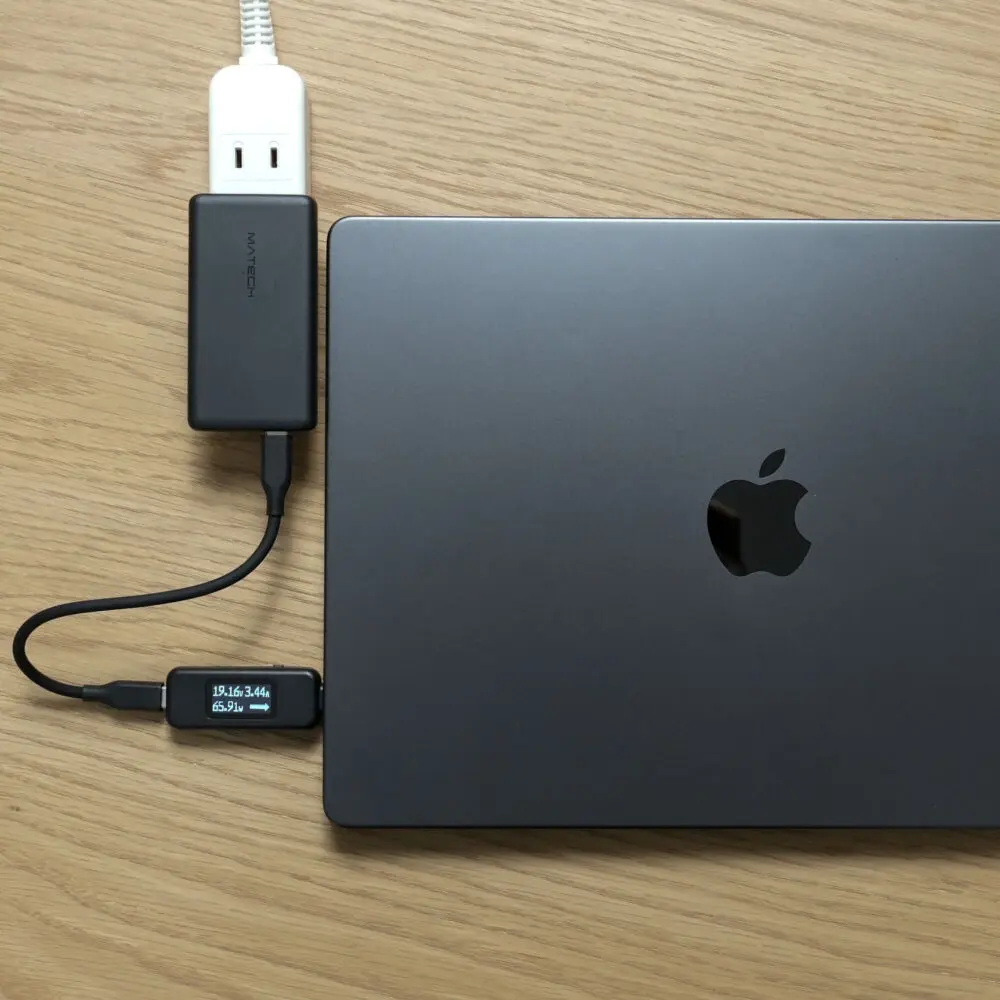 2025年】MacBook AirとProの代用充電器のおすすめをまとめてみた