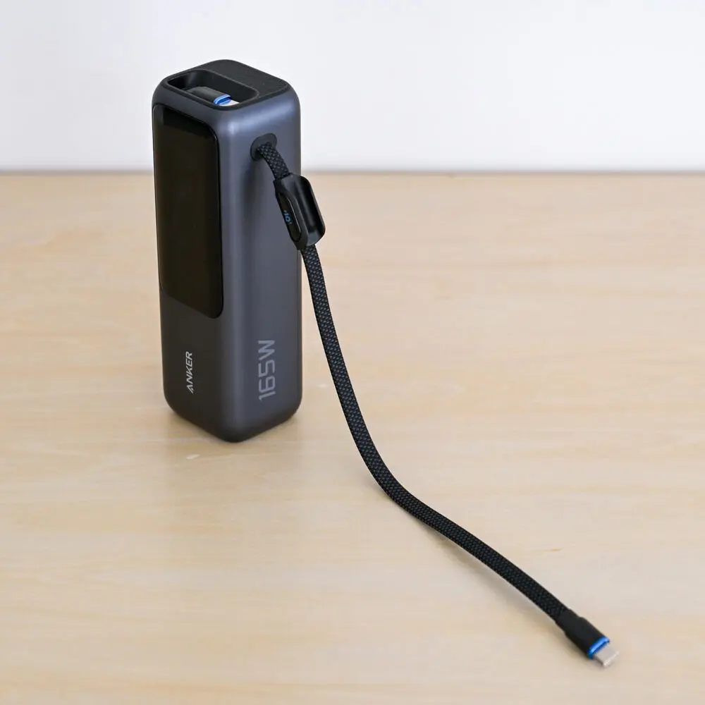 Anker Power Bank (25000mAh, Built-In & 巻取り式USB-Cケーブル)を