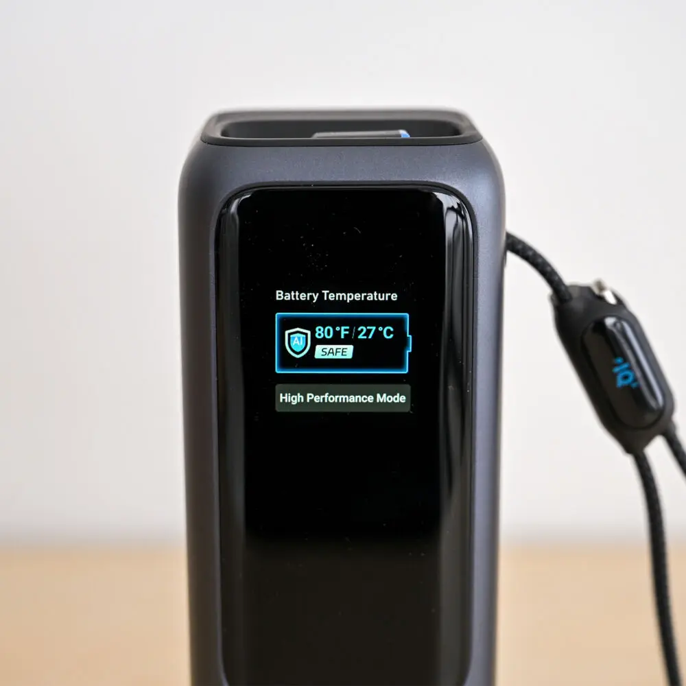 Anker Power Bank (25000mAh, Built-In & 巻取り式USB-Cケーブル