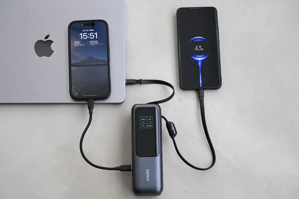 Anker Power Bank (25000mAh, Built-In & 巻取り式USB-Cケーブル)を