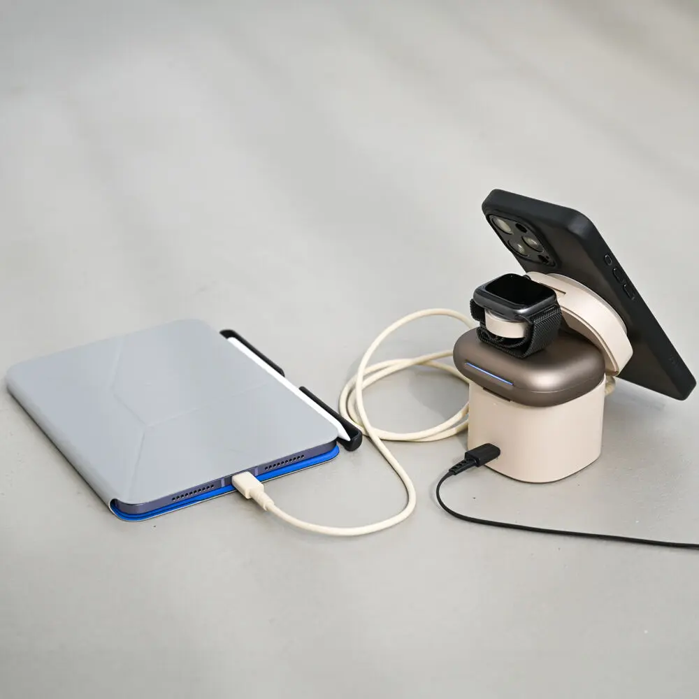 MOTTERU 4in1 Wireless Chargerをレビュー！MacBook Airやタブレットも