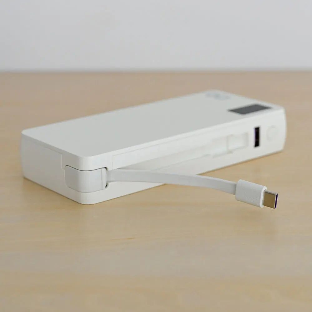 【美品】SMARTCOBY Pro Cable 100W 20K SMARTCOBY Pro CABLE 100W 20K | 株式会社CIO（シーアイオー