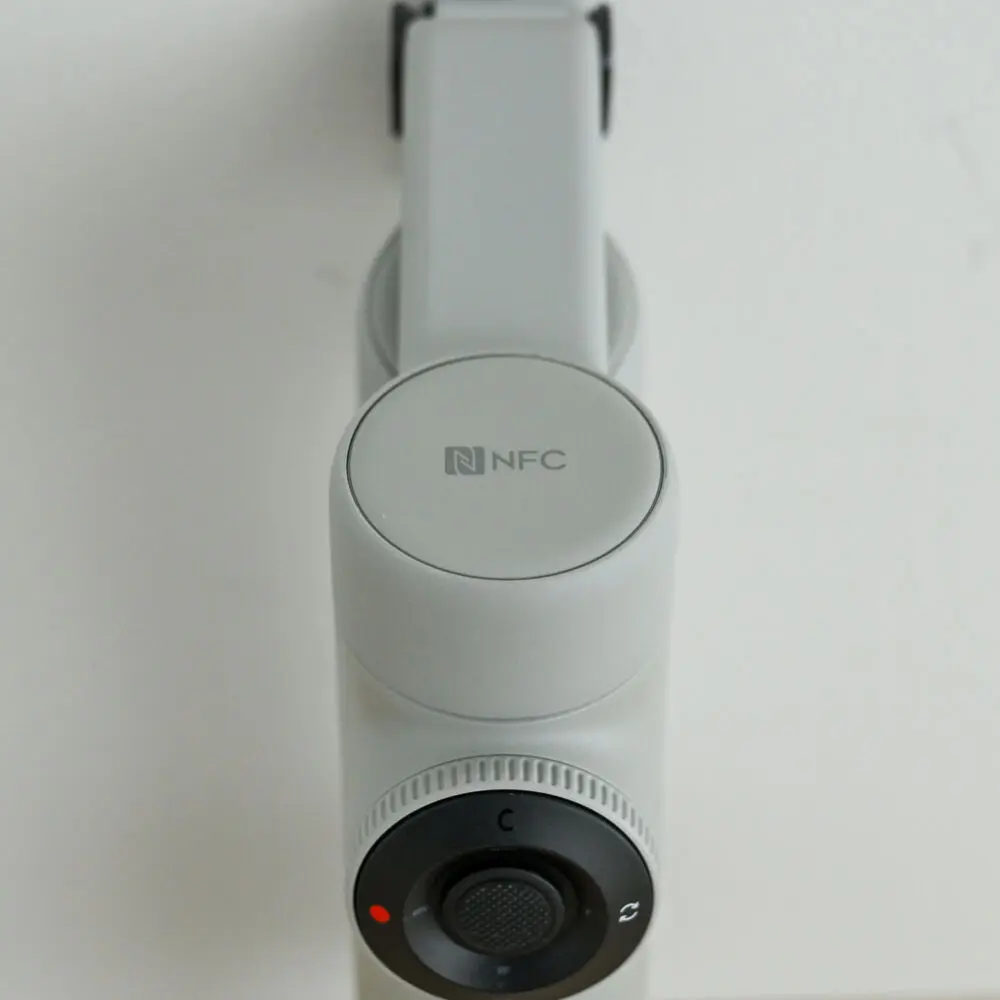 Insta360 Flow 2をレビュー！iPhoneユーザーにおすすめの動画制作に大