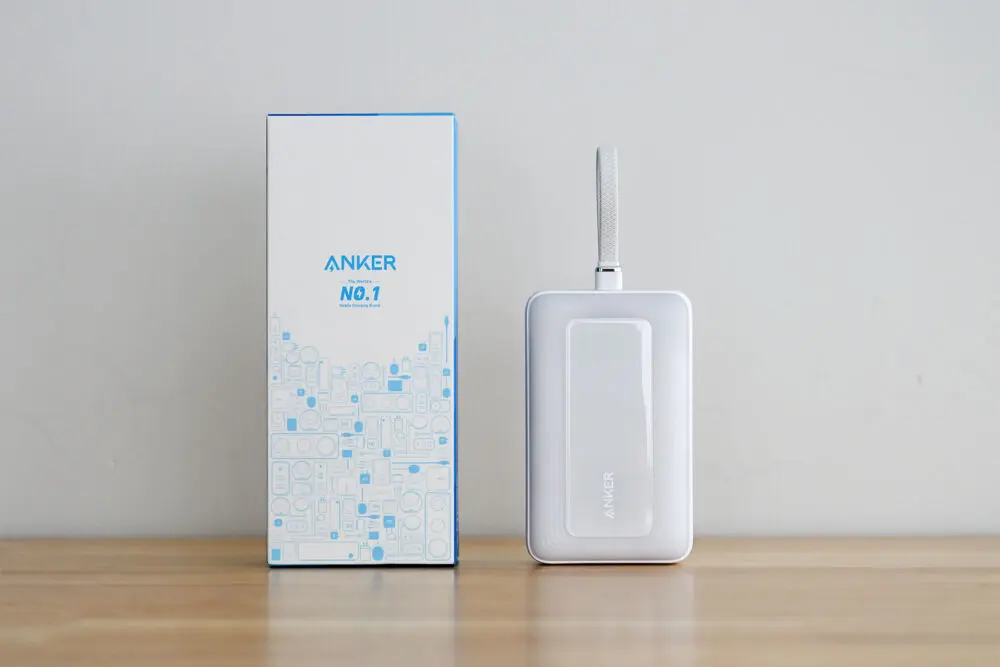 Anker Zolo Power Bank (20000mAh, 30W, Built-In USB-Cケーブル