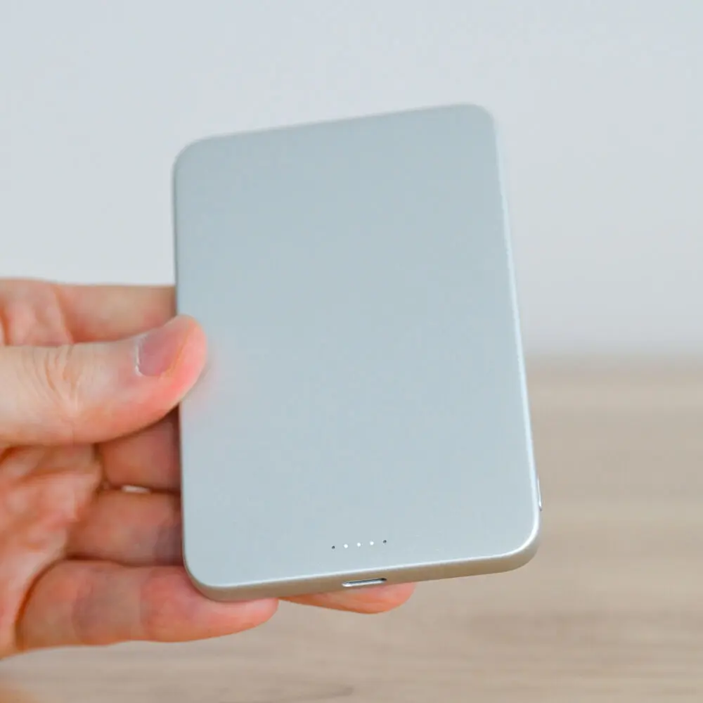 CIO SMARTCOBY SLIMII Wireless2.0 SS5Kをレビュー！同社初の半固体Qi2