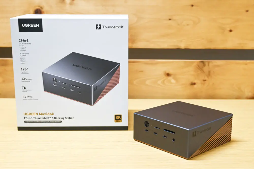 UGREEN Maxidok 17-in-1 Thunderbolt5 ドッキングステーションを