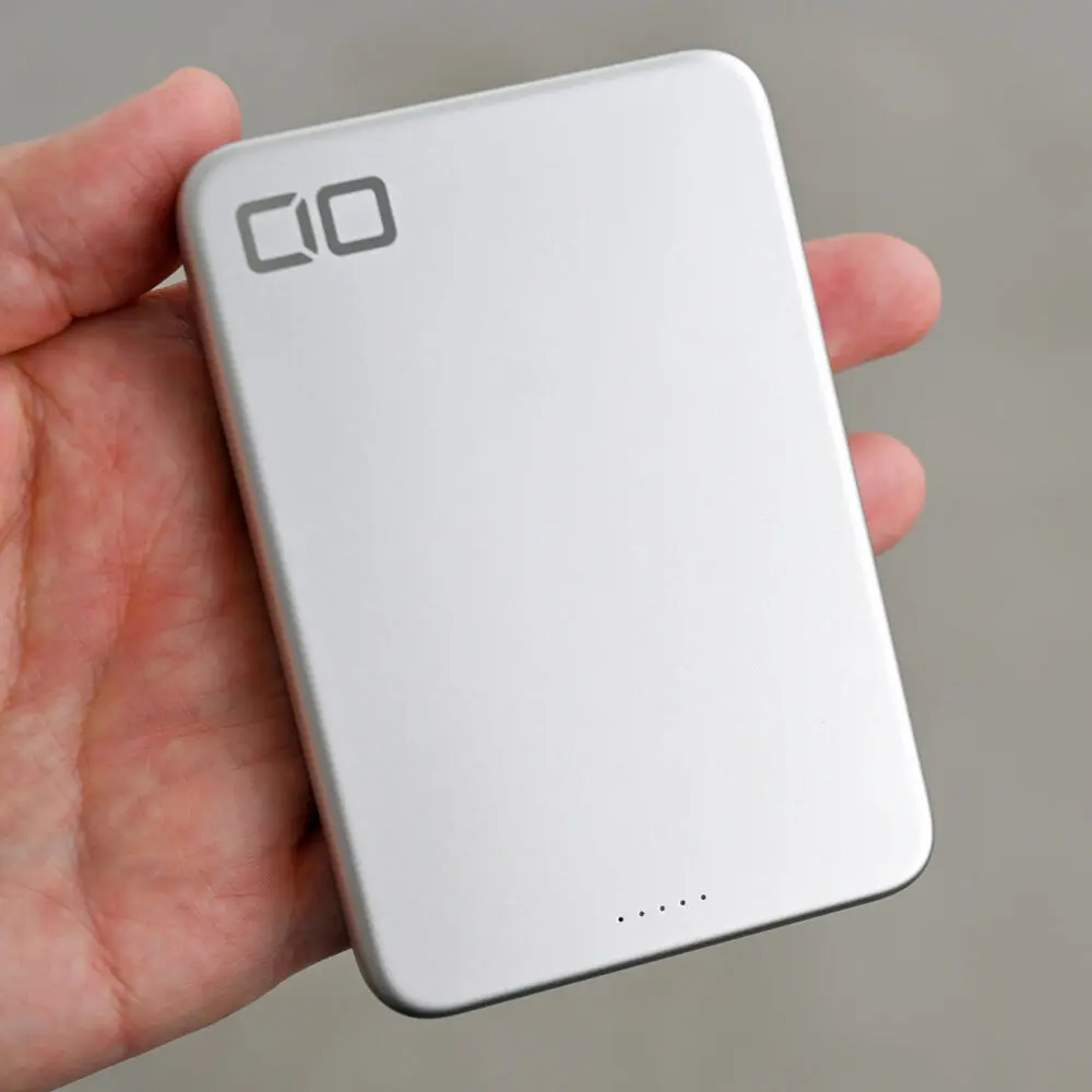 CIO SMARTCOBY SLIMⅡ Wireless2.2 SS10Kをレビュー！10000mAhクラスの